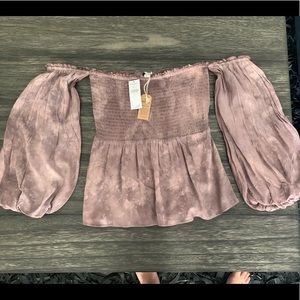 Off shoulder American Eagle distressed top